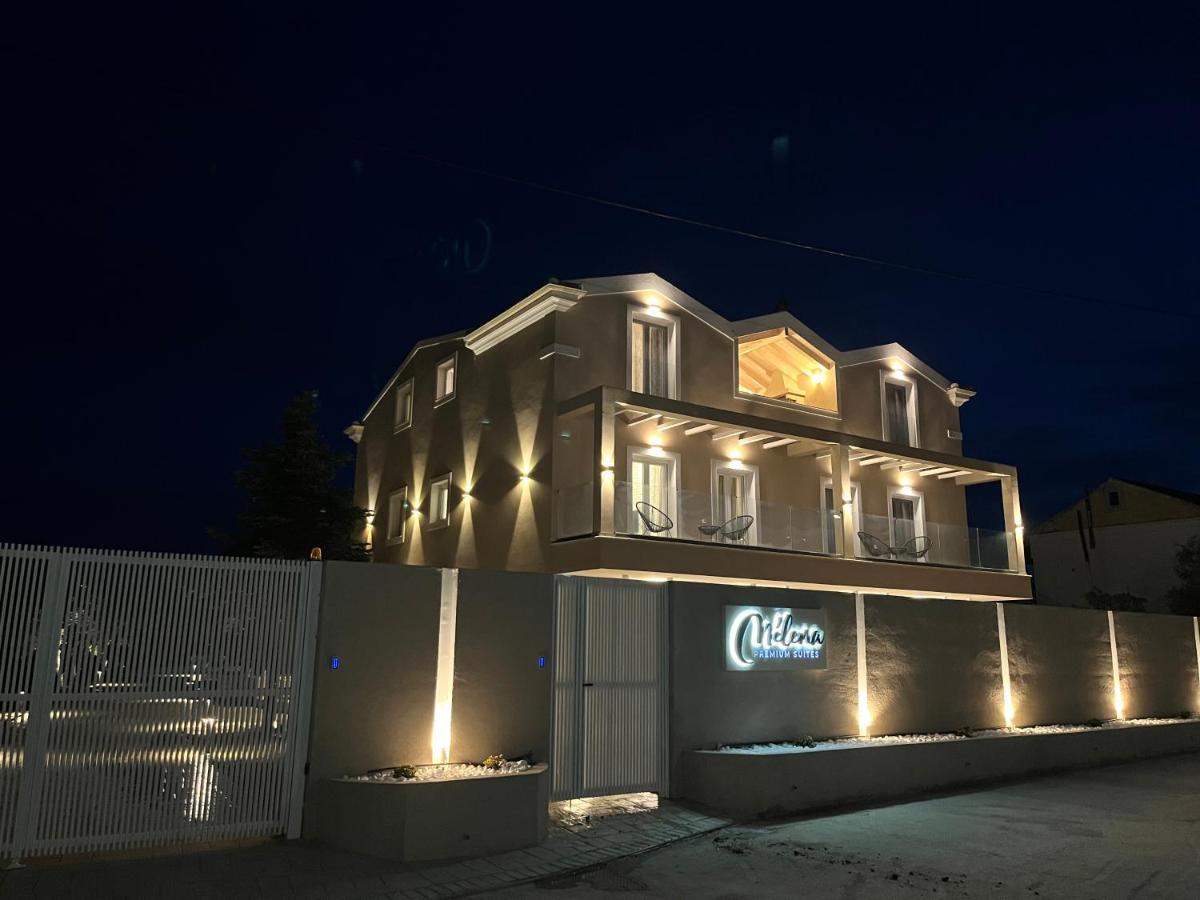 Melena Premium Suites Roda  Zewnętrze zdjęcie